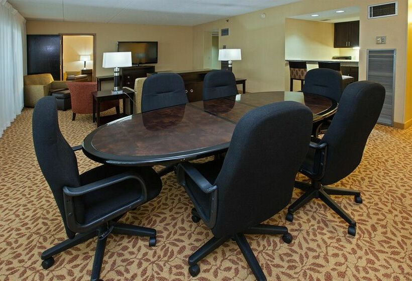 호텔 Holiday Inn Evansville Airport