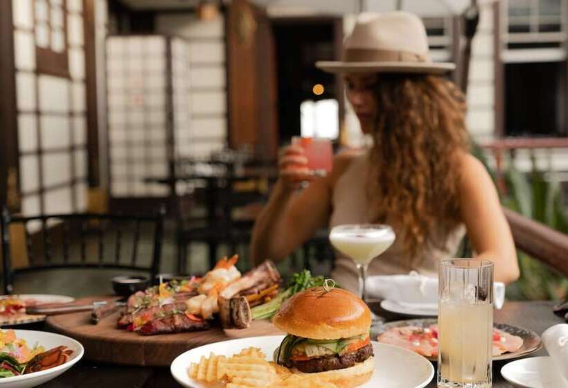 فندق Hollywood Hills