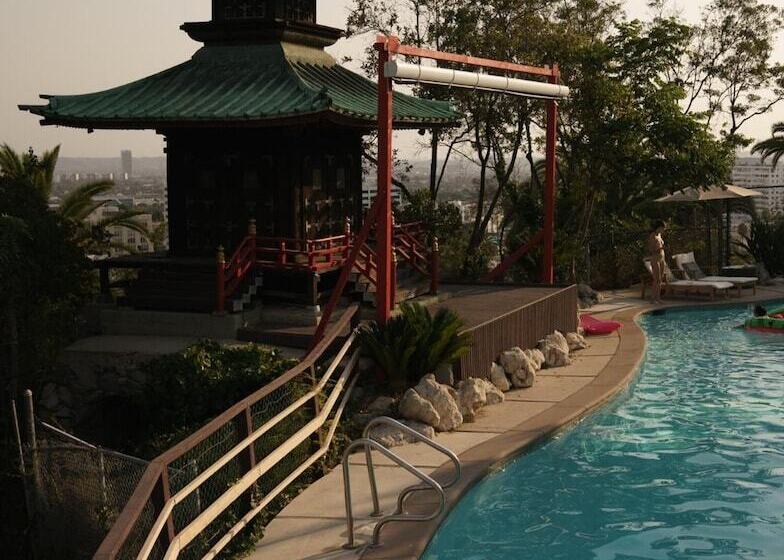 فندق Hollywood Hills