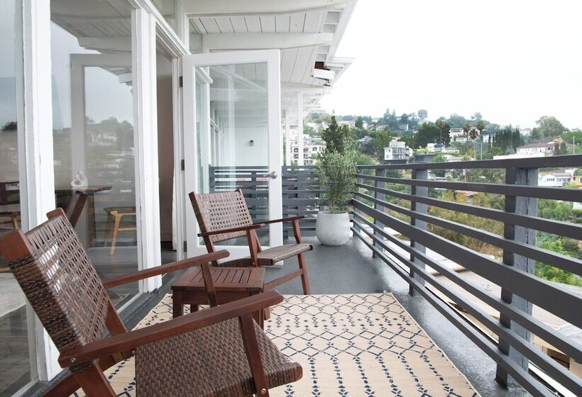 فندق Hollywood Hills