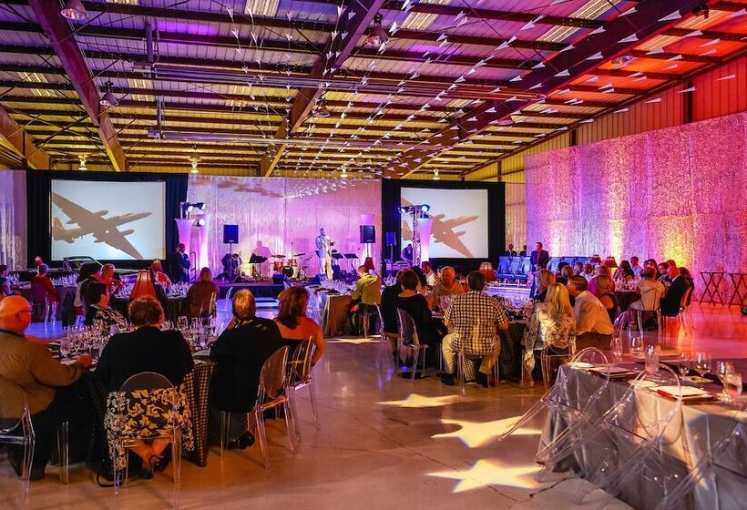 בית מלון כפרי Horseshoe Bay Resort