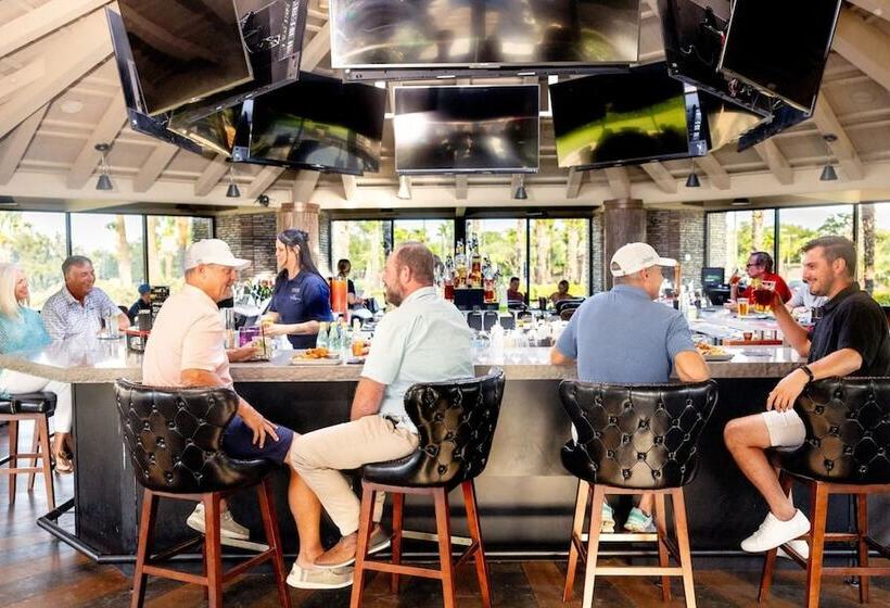 בית מלון כפרי Horseshoe Bay Resort