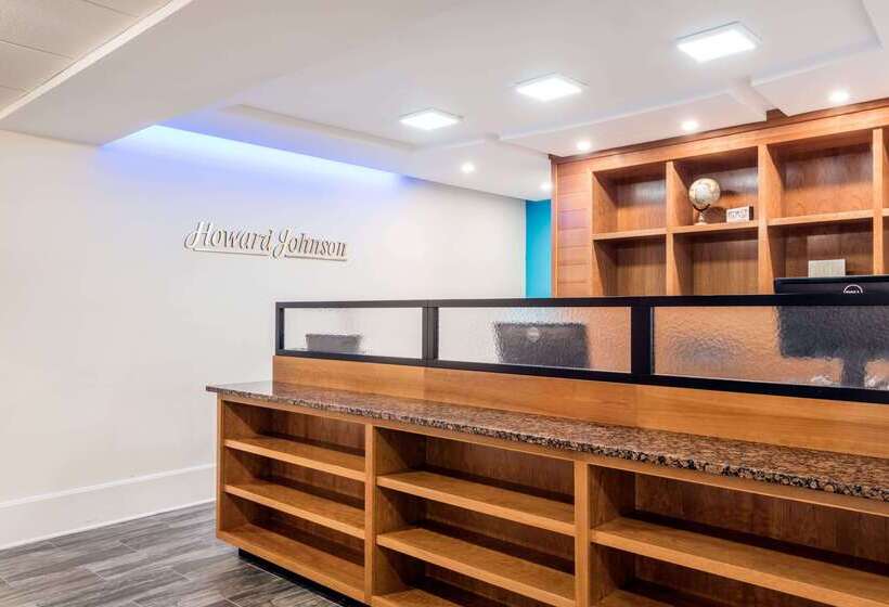 호텔 Howard Johnson By Wyndham Quincy/ Boston