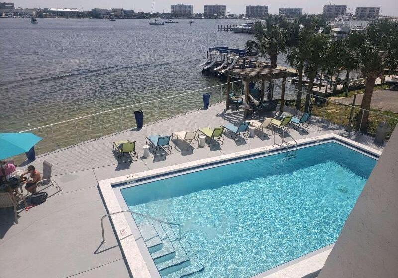 Inn On Destin Harbor, Ascend Hotel Collection