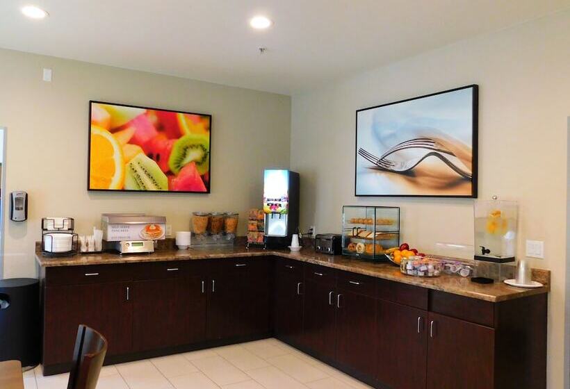 هتل Island Suites