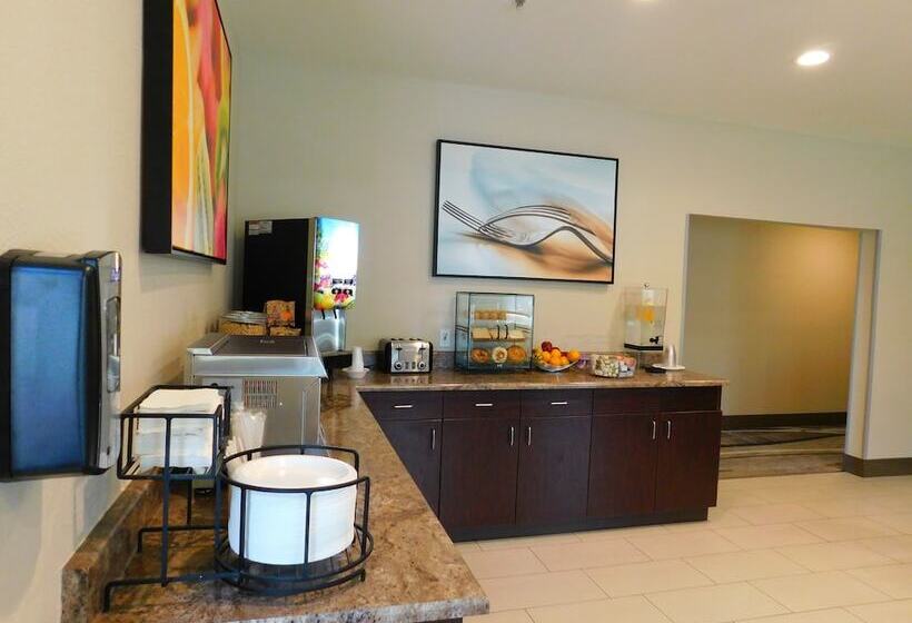 هتل Island Suites