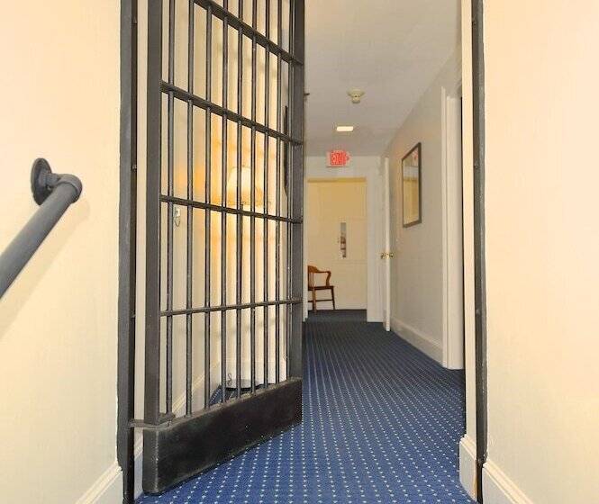 ホテル Jailhouse Inn