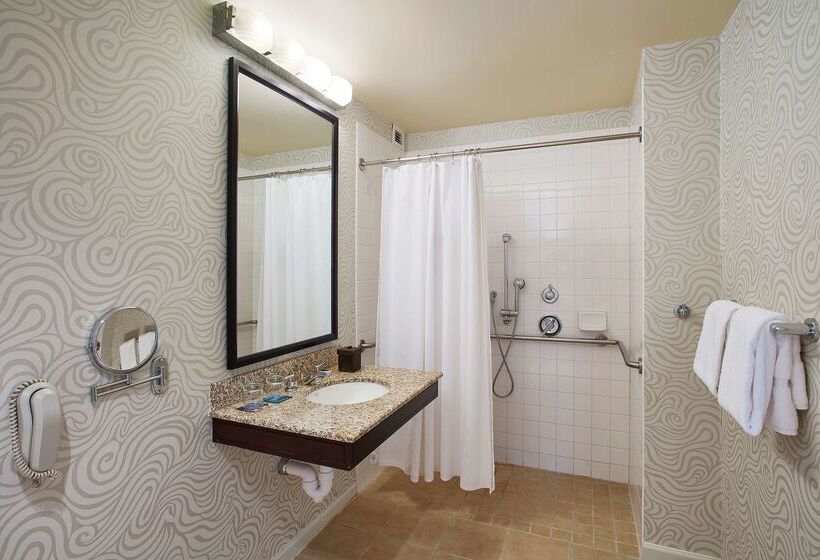 Juniper Hotel Cupertino, Curio Collection By Hilton