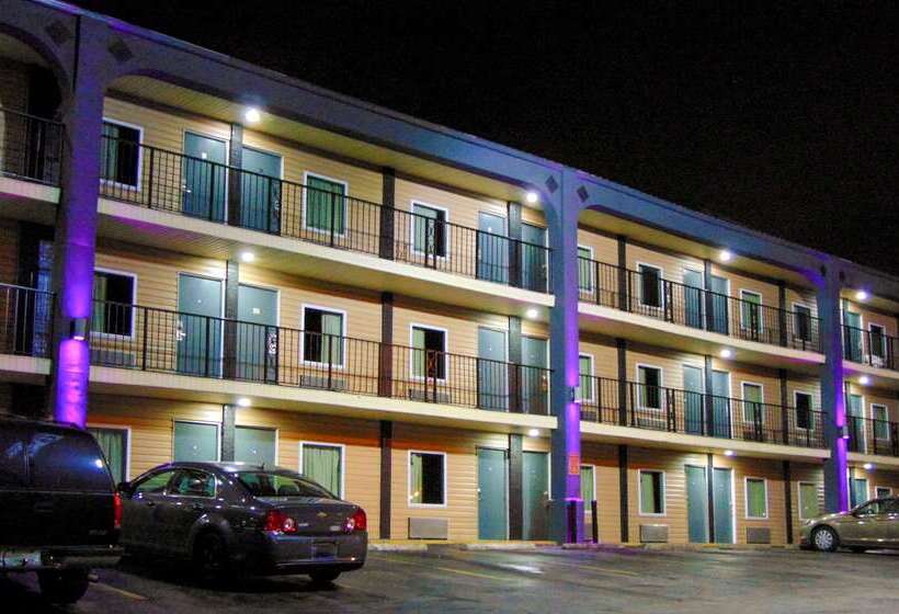 فندق Knights Inn Antioch