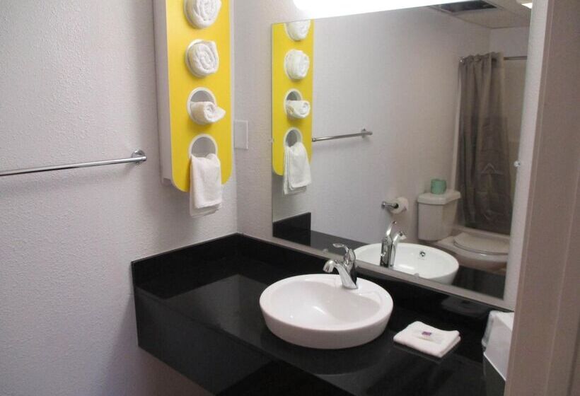 Motel 6 Chilhowie, Va