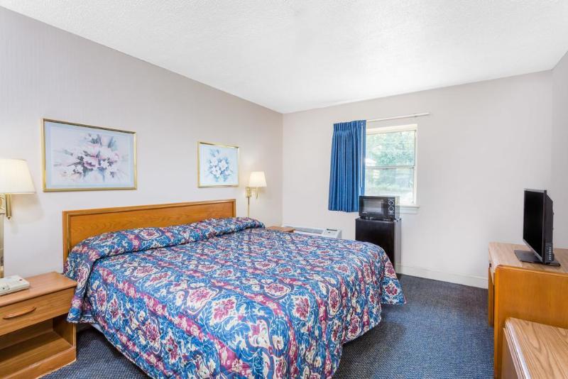 فندق Scottish Inns Collinsville   Martinsville