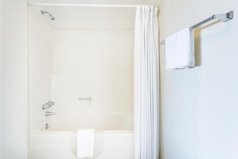 فندق Scottish Inns Collinsville   Martinsville