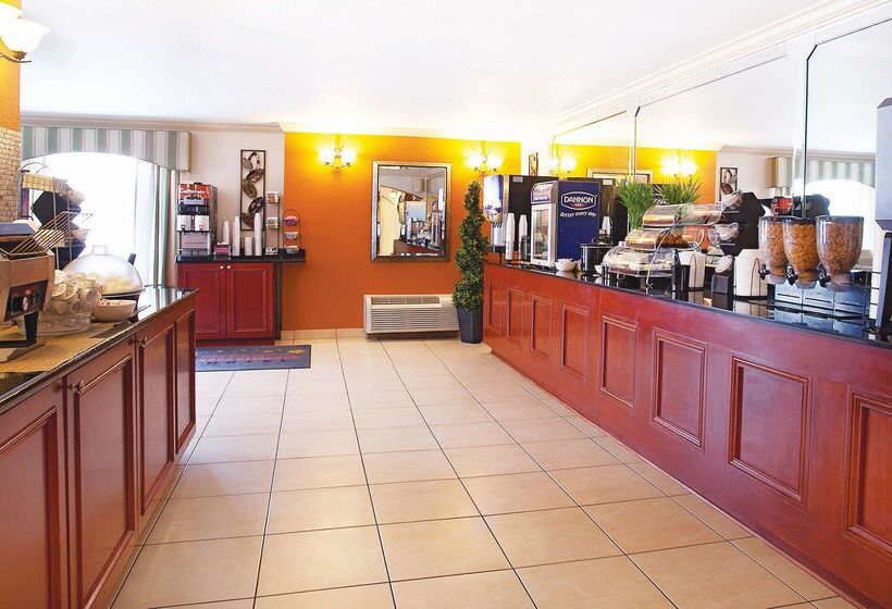 酒店 La Quinta Inn By Wyndham Orlando International Drive North