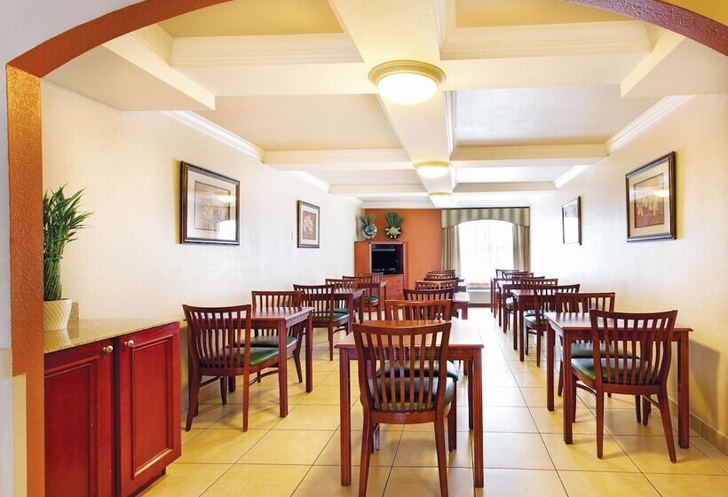 ホテル La Quinta Inn By Wyndham Orlando International Drive North