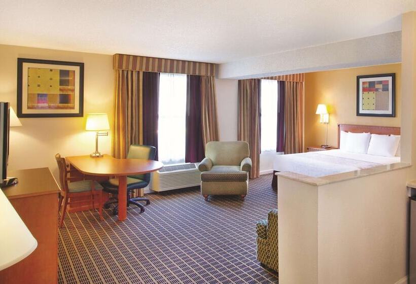 ホテル La Quinta Inn By Wyndham Orlando International Drive North