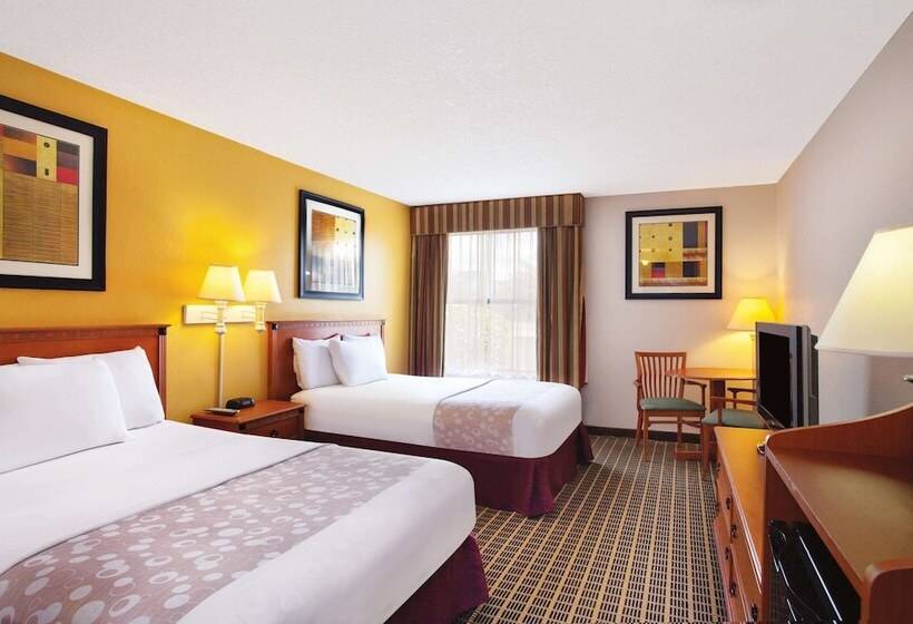 ホテル La Quinta Inn By Wyndham Orlando International Drive North