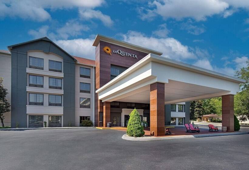 هتل La Quinta Inn By Wyndham Pigeon Forgedollywood