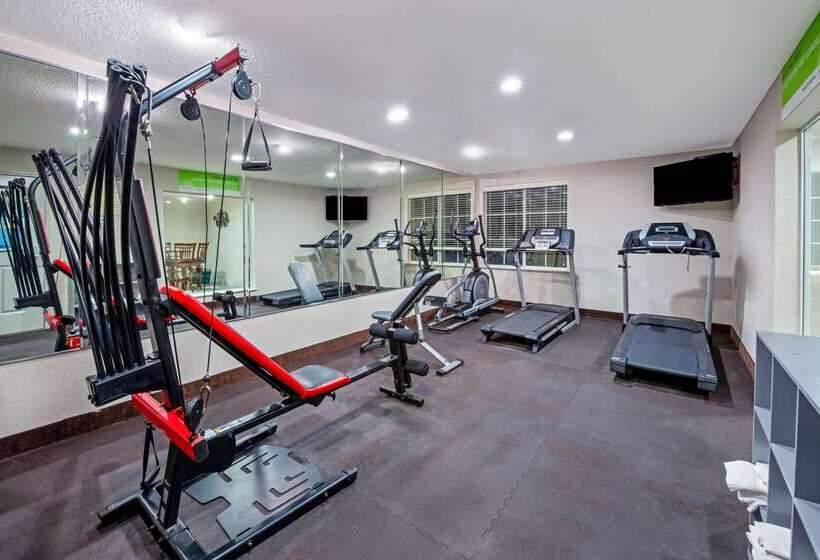 בית מלון כפרי La Quinta Inn & Suite Kingwood Houston Iah Airport 53200