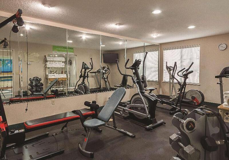 בית מלון כפרי La Quinta Inn & Suite Kingwood Houston Iah Airport 53200