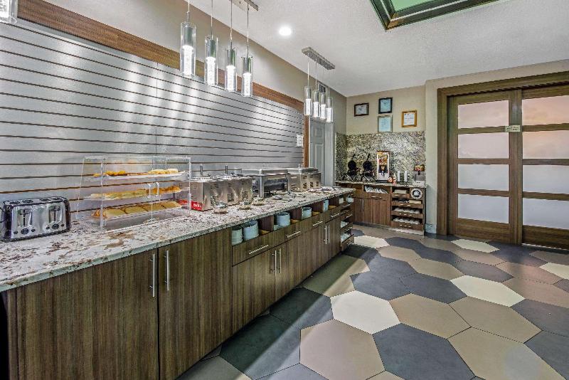 בית מלון כפרי La Quinta Inn & Suite Kingwood Houston Iah Airport 53200