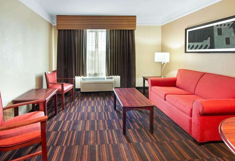 فندق La Quinta By Wyndham Albuquerque Midtown Newly Renovated