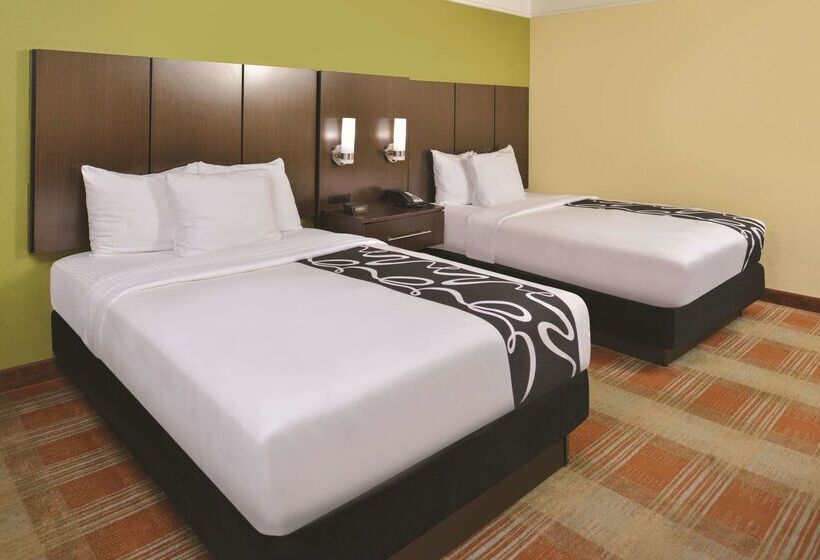 فندق La Quinta By Wyndham Atlanta South   Newnan