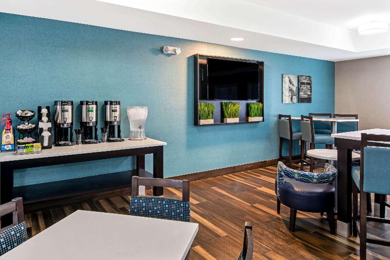 فندق La Quinta By Wyndham Atlanta South   Newnan