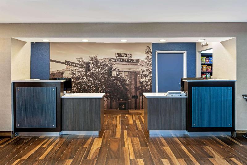 فندق La Quinta By Wyndham Atlanta South   Newnan