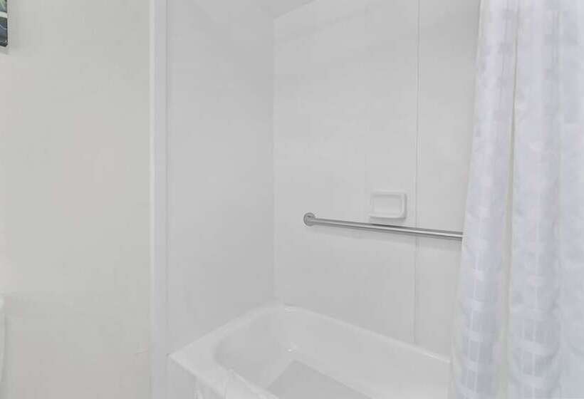 فندق La Quinta By Wyndham Atlanta South   Newnan