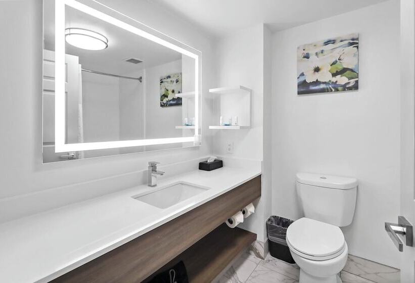 فندق La Quinta By Wyndham Atlanta South   Newnan