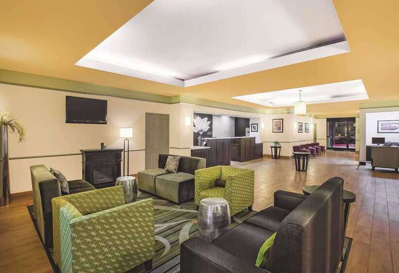 בית מלון כפרי La Quinta Inn & Suites By Wyndham Beaumont West
