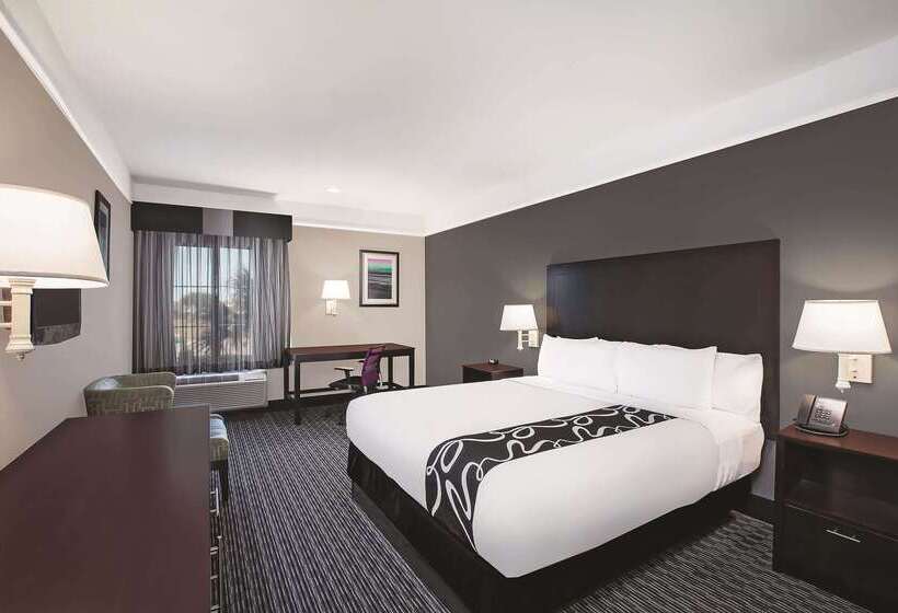 בית מלון כפרי La Quinta Inn & Suites By Wyndham Beaumont West