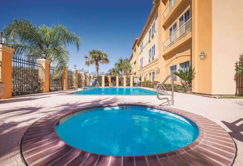 בית מלון כפרי La Quinta Inn & Suites By Wyndham Beaumont West