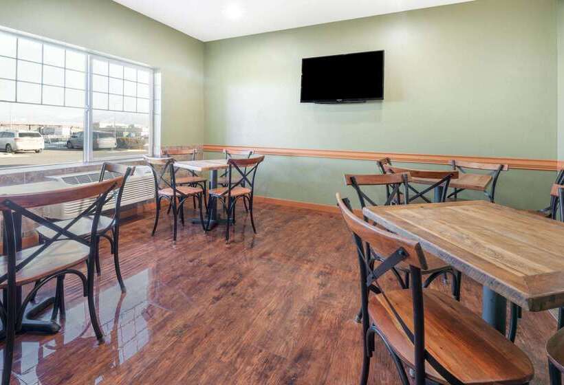 בית מלון כפרי La Quinta By Wyndham Belgrade   Bozeman Airport