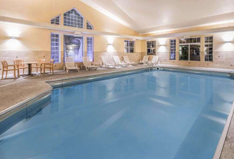 هتل La Quinta By Wyndham Belgrade   Bozeman Airport