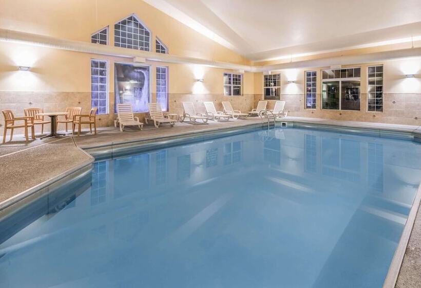 בית מלון כפרי La Quinta By Wyndham Belgrade   Bozeman Airport