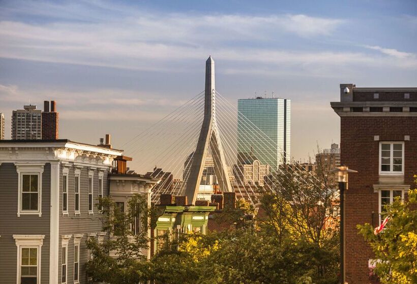 فندق La Quinta By Wyndham Boston Somerville