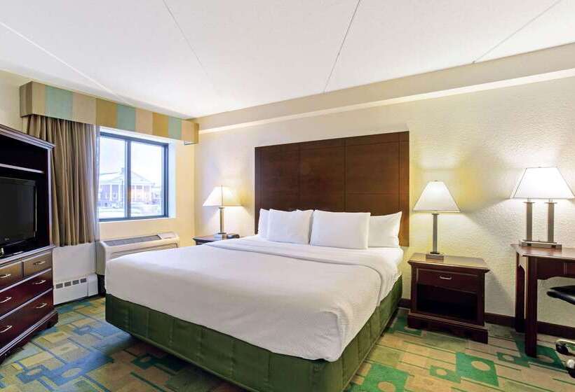 فندق La Quinta By Wyndham Boston Somerville