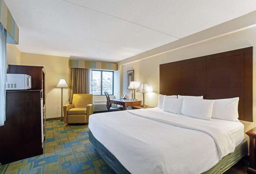 فندق La Quinta By Wyndham Boston Somerville