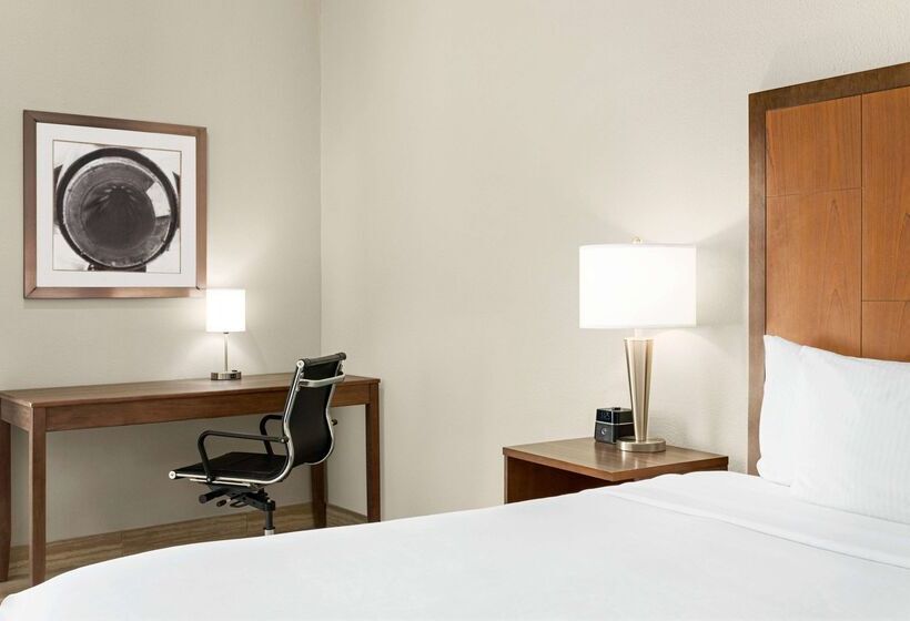 בית מלון כפרי La Quinta By Wyndham Brownsville North