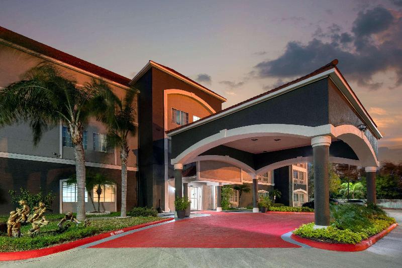 בית מלון כפרי La Quinta By Wyndham Brownsville North