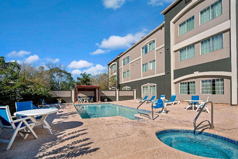 בית מלון כפרי La Quinta By Wyndham Brownsville North