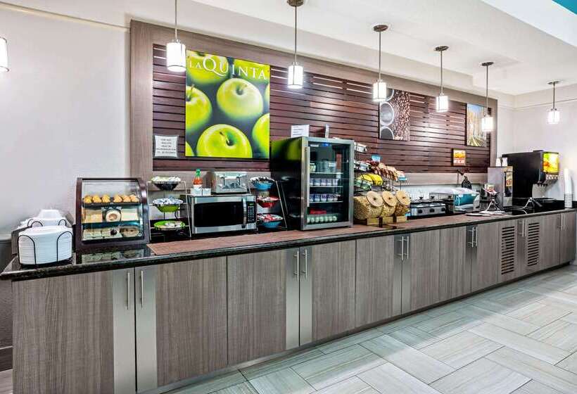 酒店 La Quinta By Wyndham Conroe