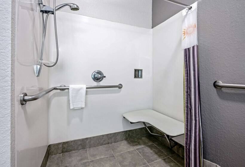 فندق La Quinta By Wyndham Conroe