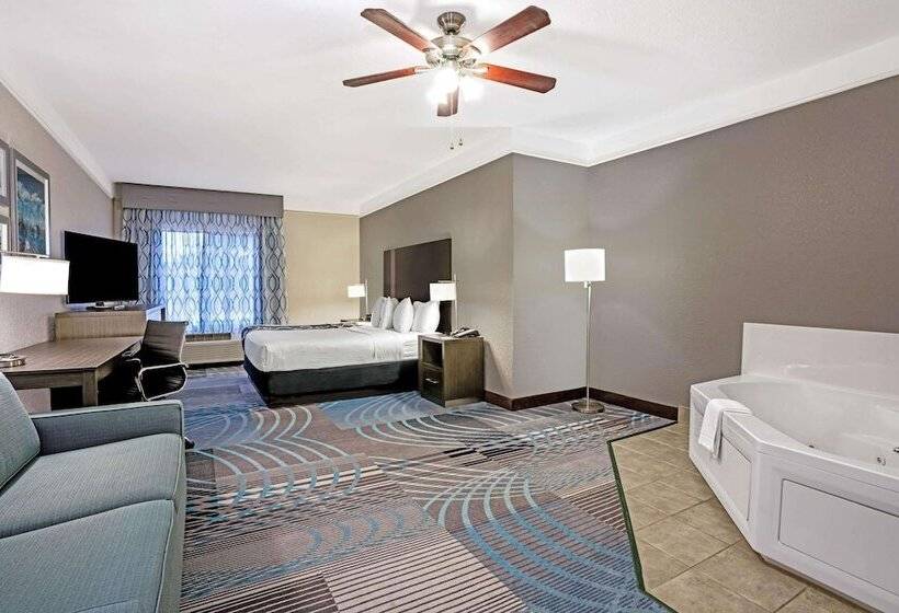 فندق La Quinta By Wyndham Conroe