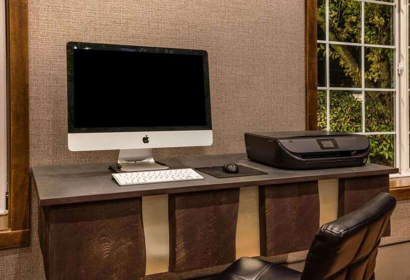 호텔 La Quinta By Wyndham Eugene