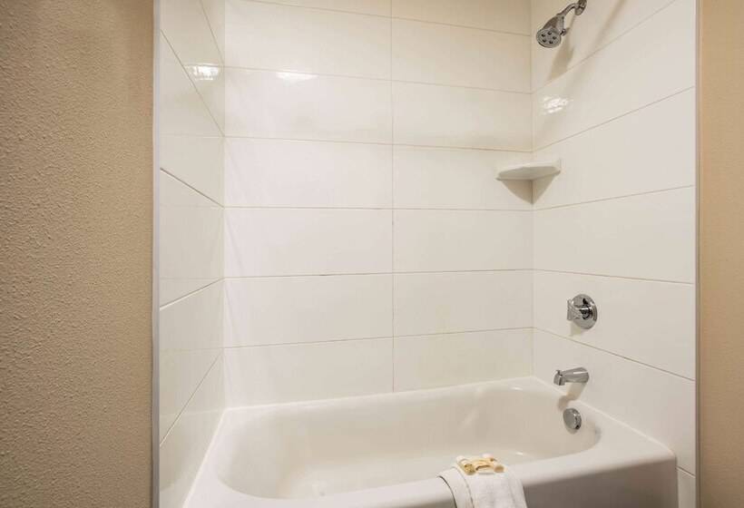 호텔 La Quinta By Wyndham Eugene