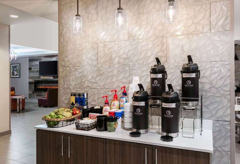 ホテル La Quinta Inn & Suites By Wyndham Fredericksburg