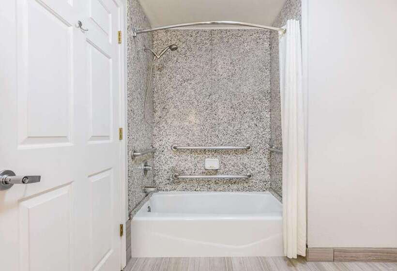 ホテル La Quinta Inn & Suites By Wyndham Fredericksburg