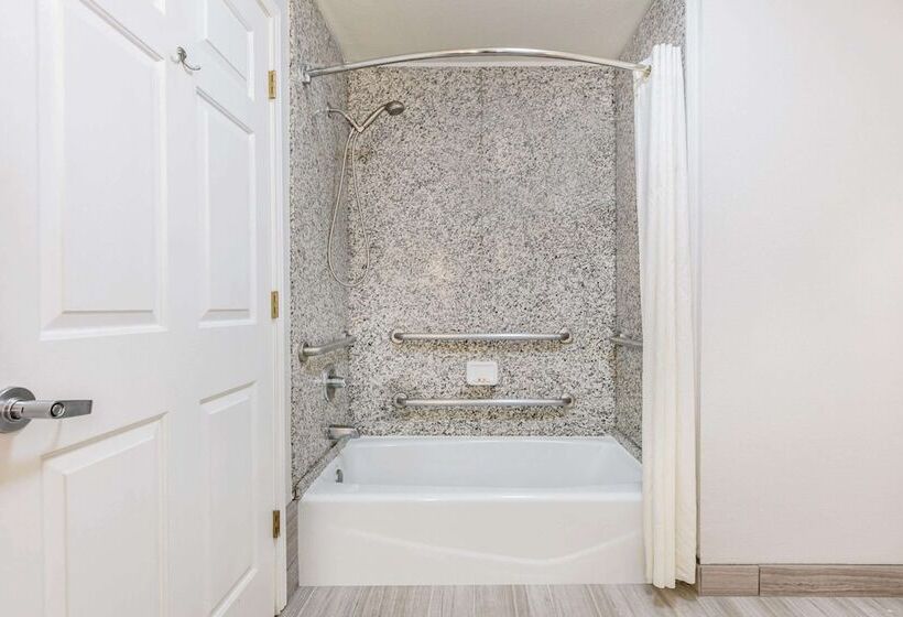 ホテル La Quinta Inn & Suites By Wyndham Fredericksburg